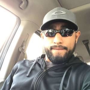 Meet your Posher, Zeke